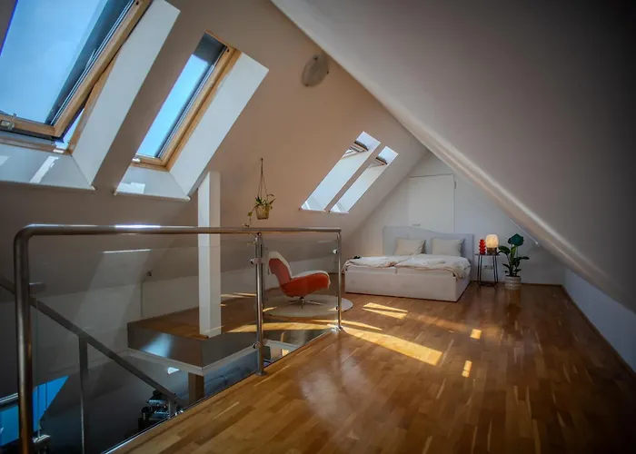 Attic & Terrace Apartament
